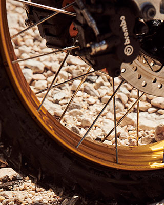 Detail of the front wheel of the new BMW F 850 GS Adventure
